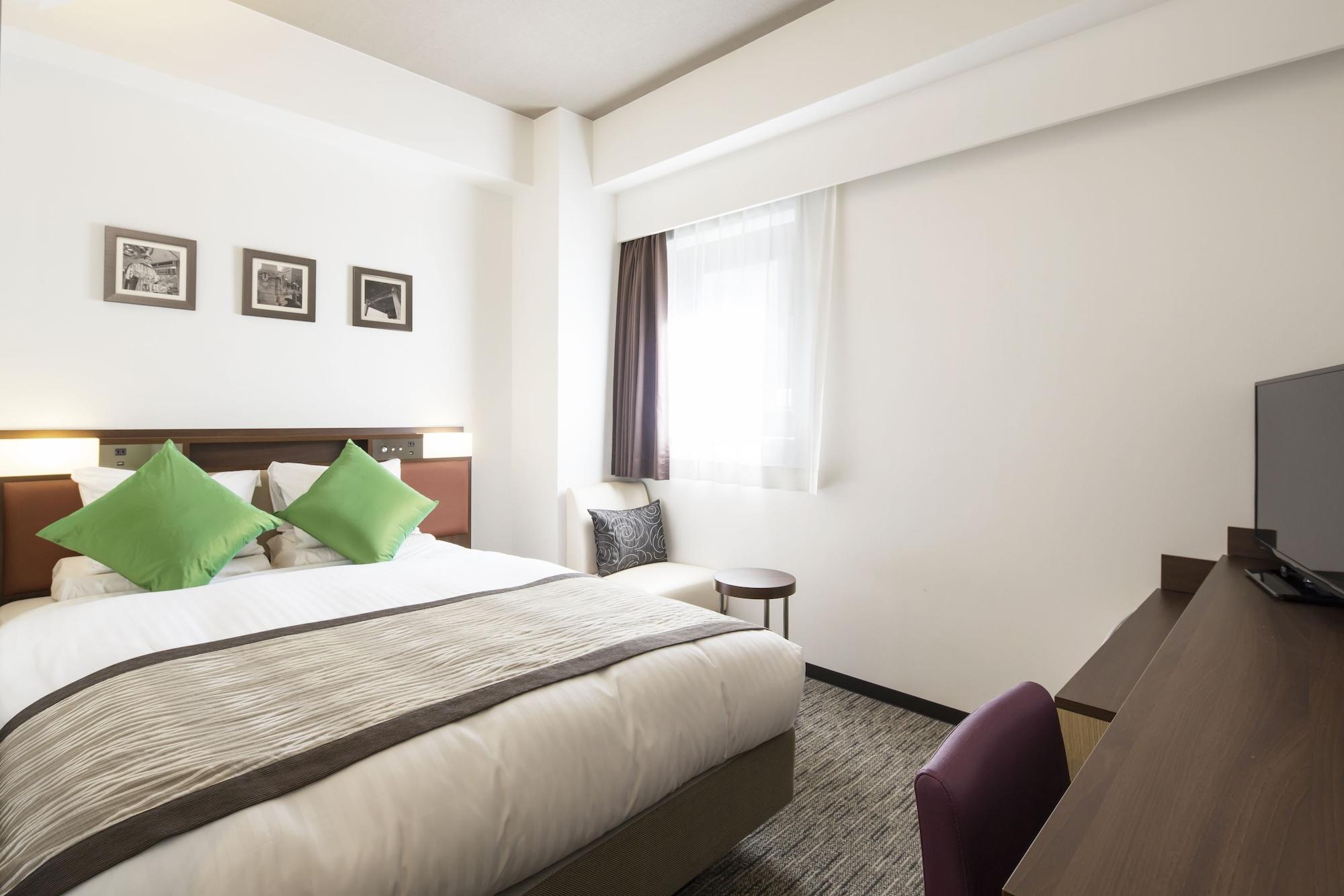 Hotel Mystays Shin Osaka Conference Center Екстериор снимка