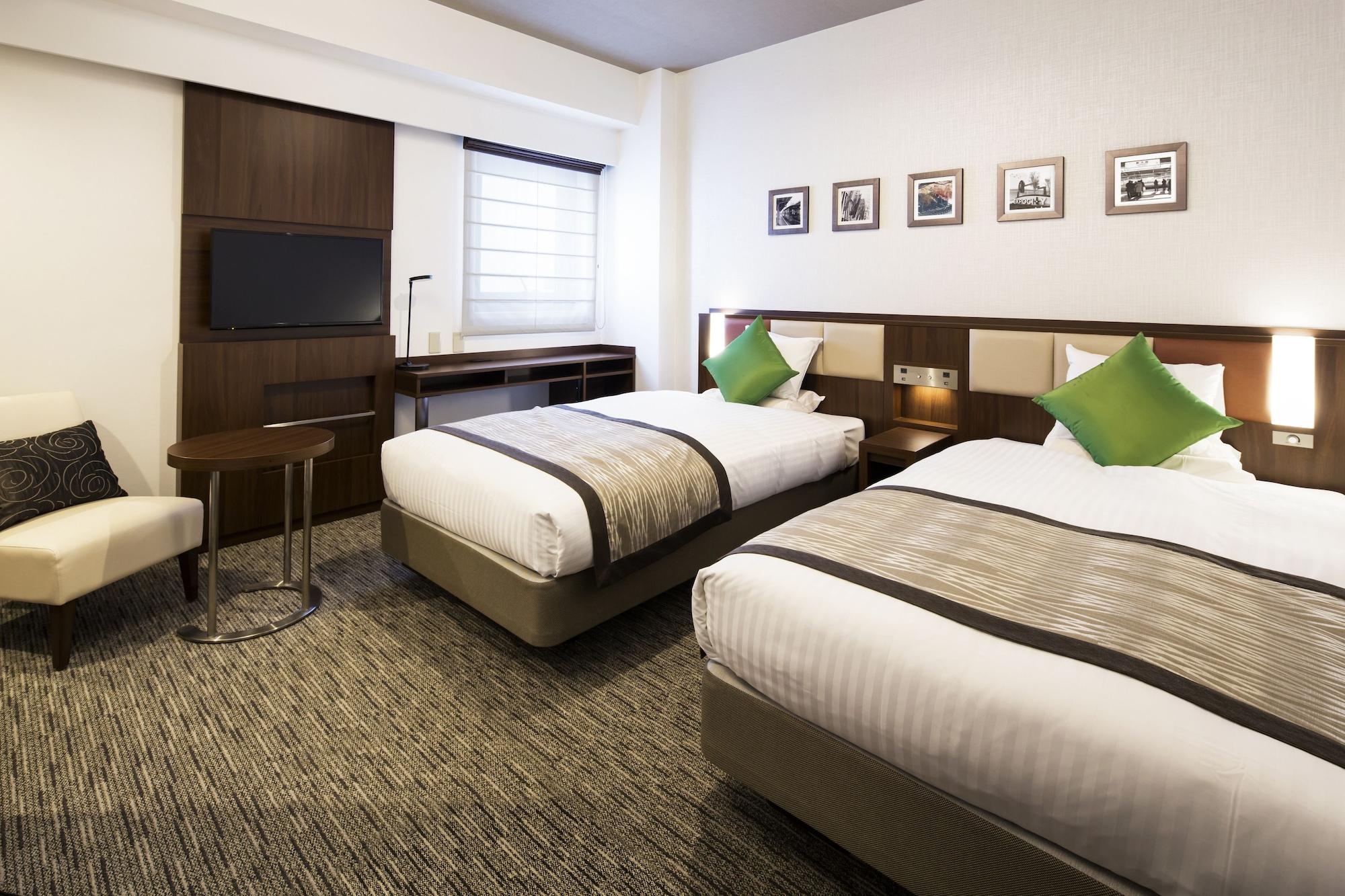 Hotel Mystays Shin Osaka Conference Center Екстериор снимка